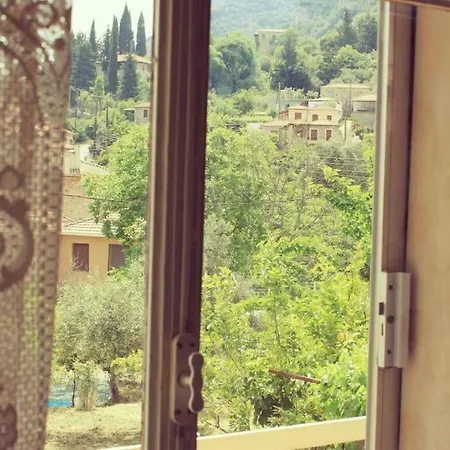 Retro Family House In With Castle View
